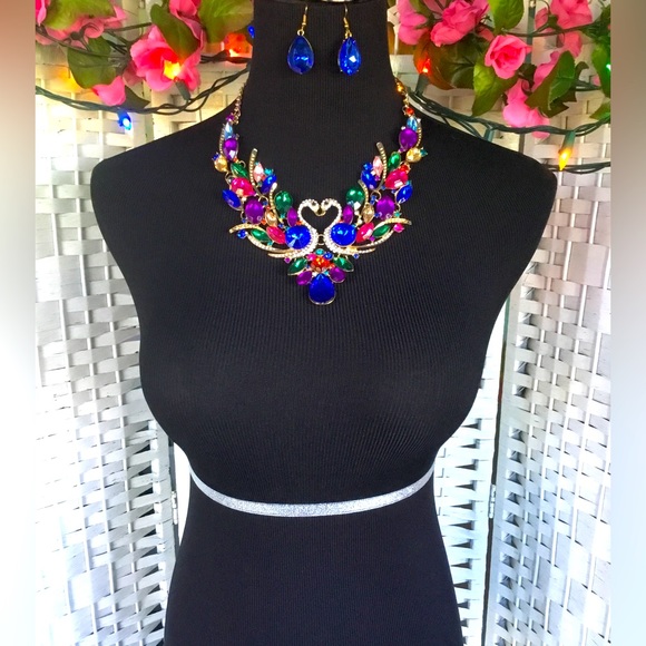 Gorgeous Blue Red Pink Peacock Rhinestone Statement Bib Necklace Crystal   New - Picture 2 of 8
